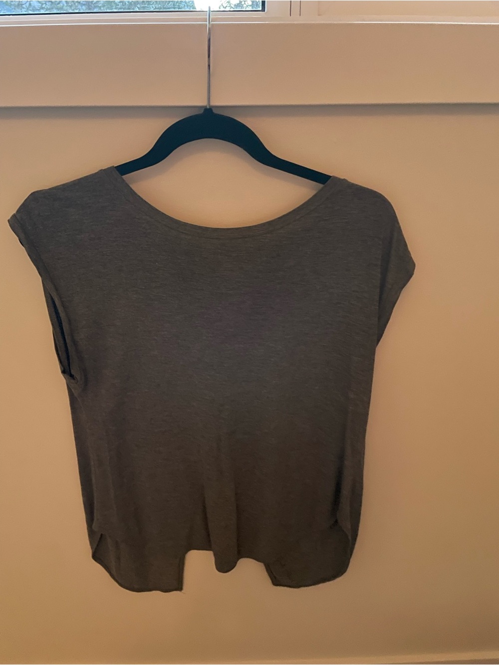 Wilfred Women's open back grey top.